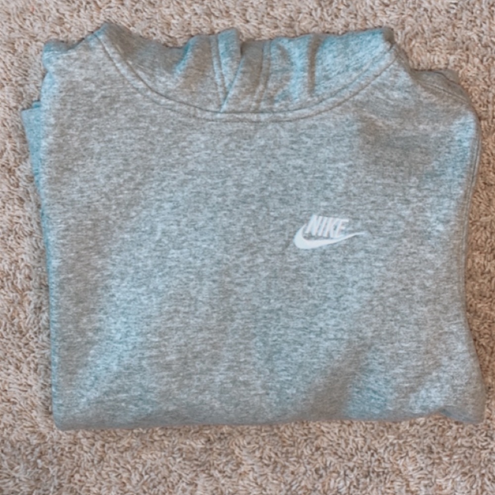 Nike sweatshirt